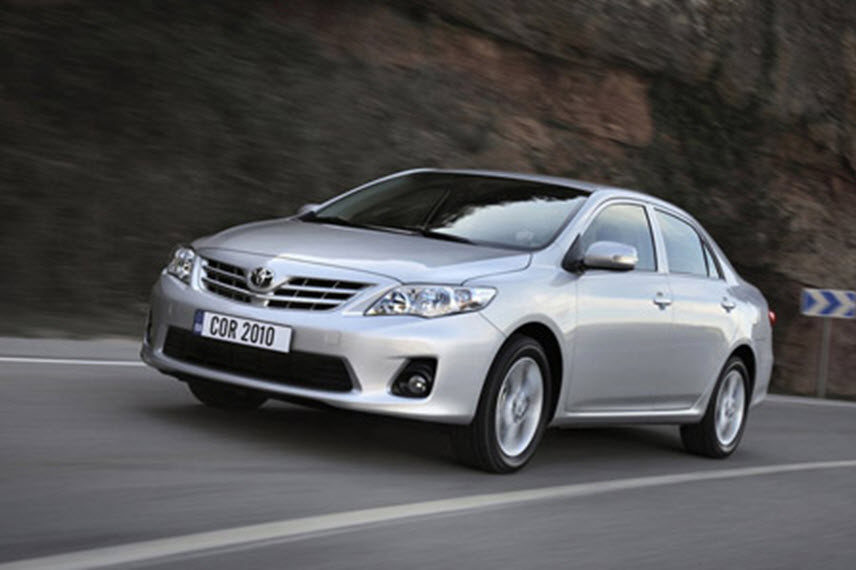 Toyota Corolla: рестайлинг нового поколения