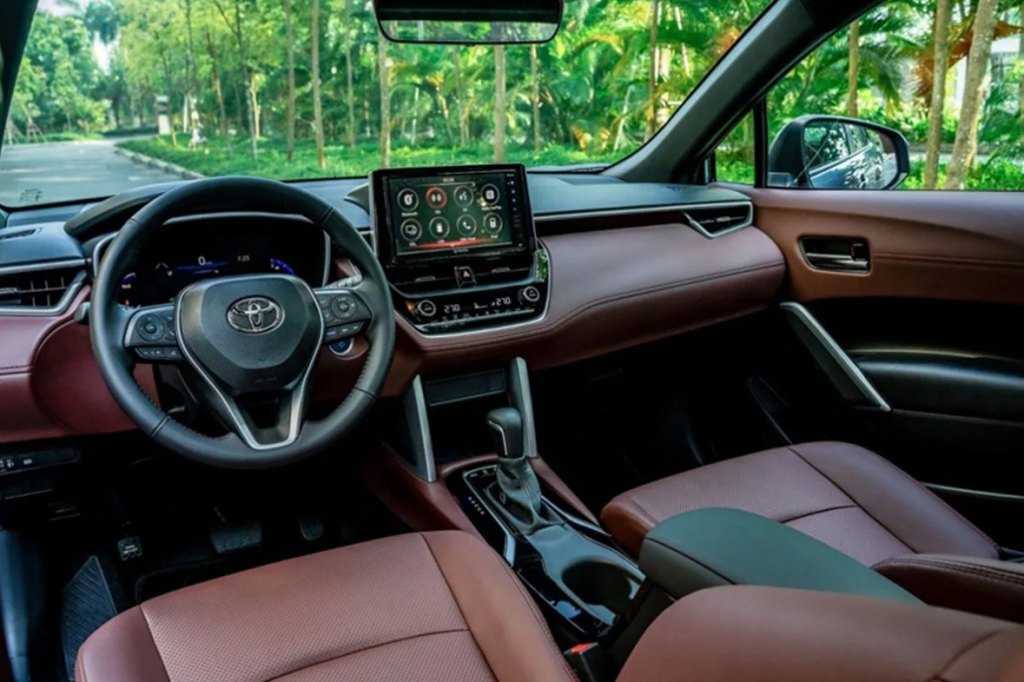 Toyota Corolla 2021: перспективная модель с новым кузовным и интерьерным дизайном